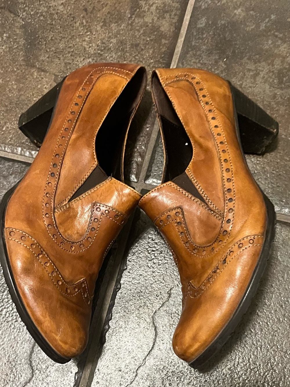 Arnold Churgin Made in Italy Leather Wingtip Heels Brogue Shoes women’s 8.5